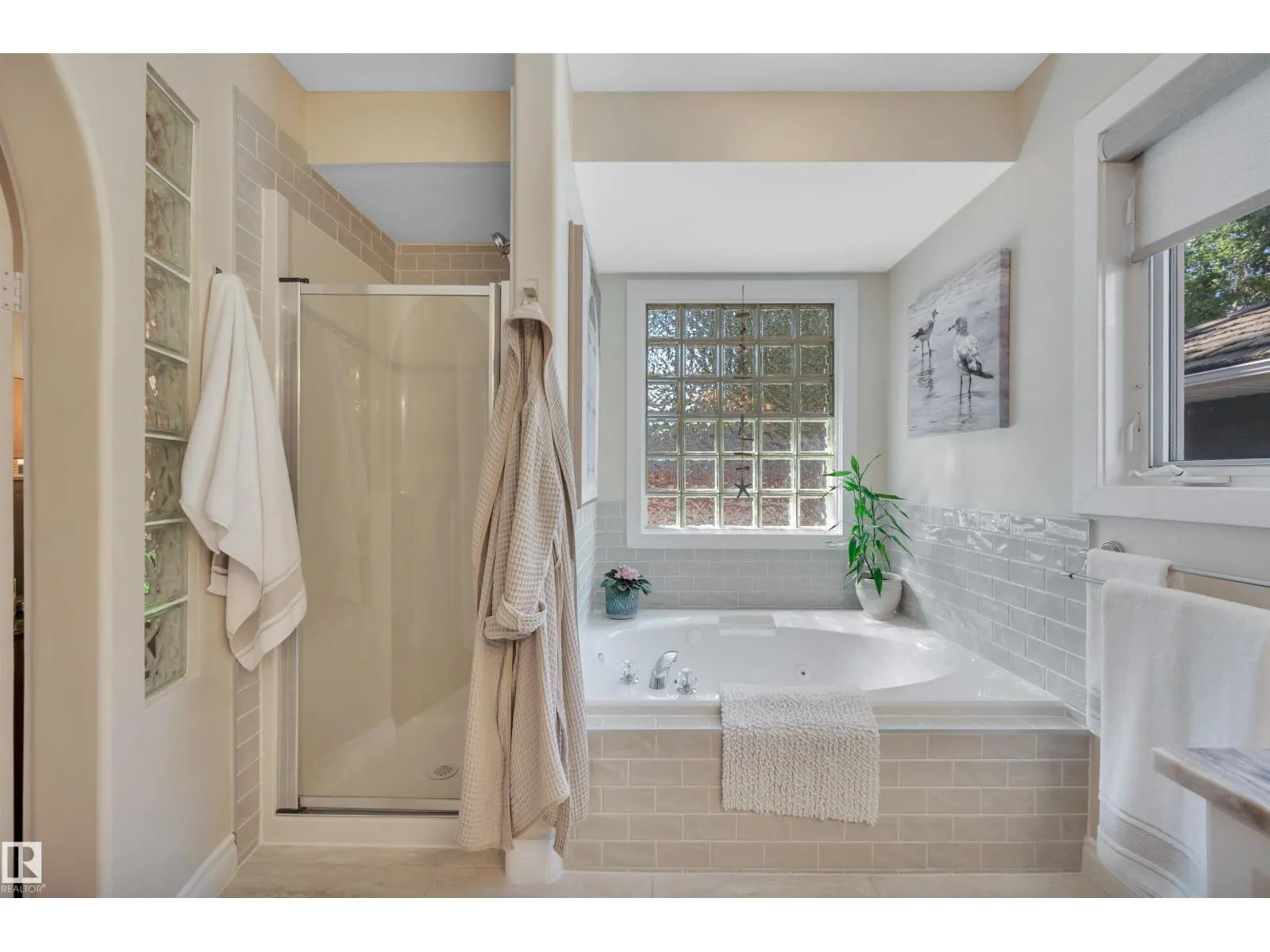 49 BERRYMORE DR