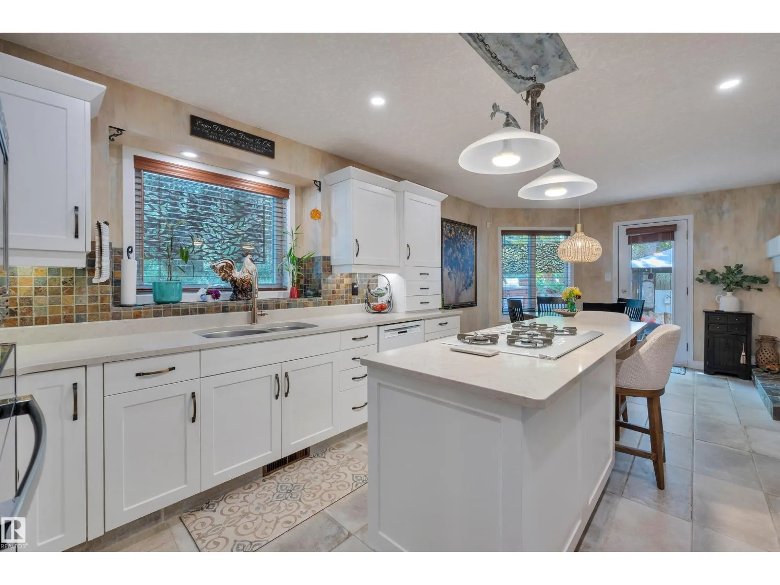 49 BERRYMORE DR