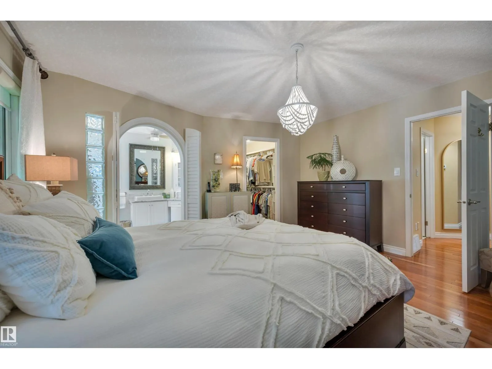 49 BERRYMORE DR