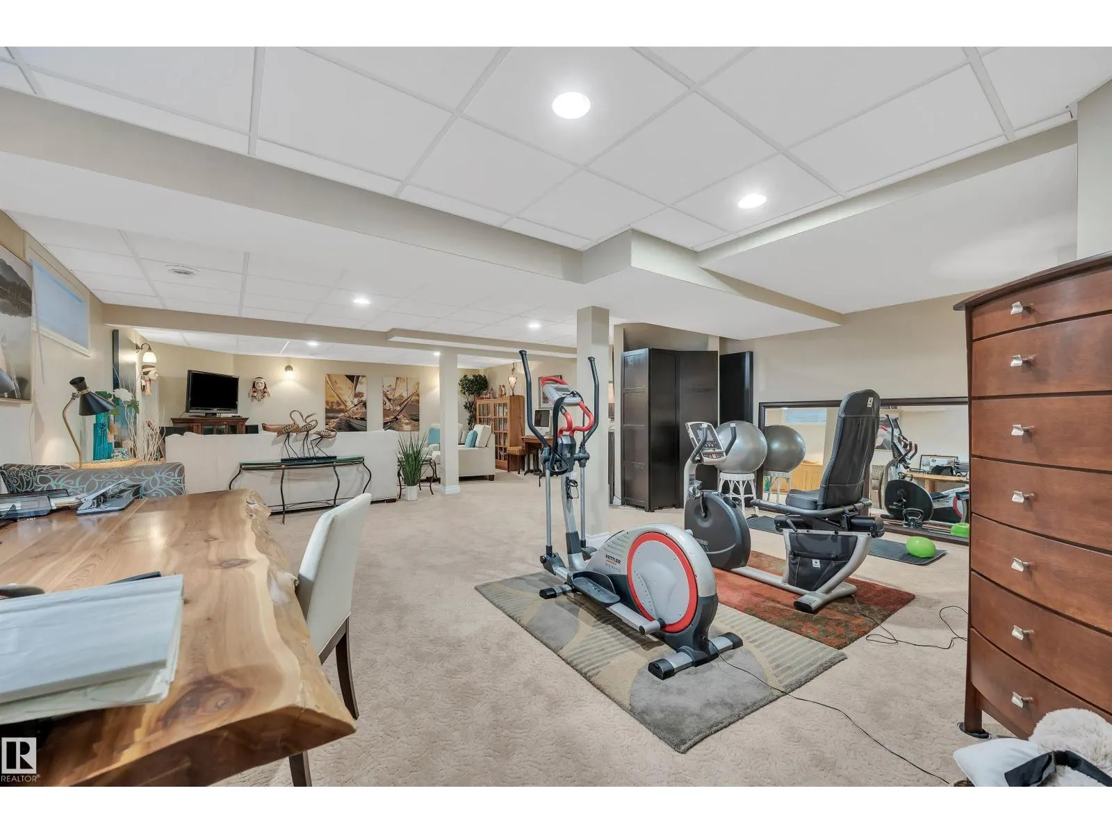 49 BERRYMORE DR