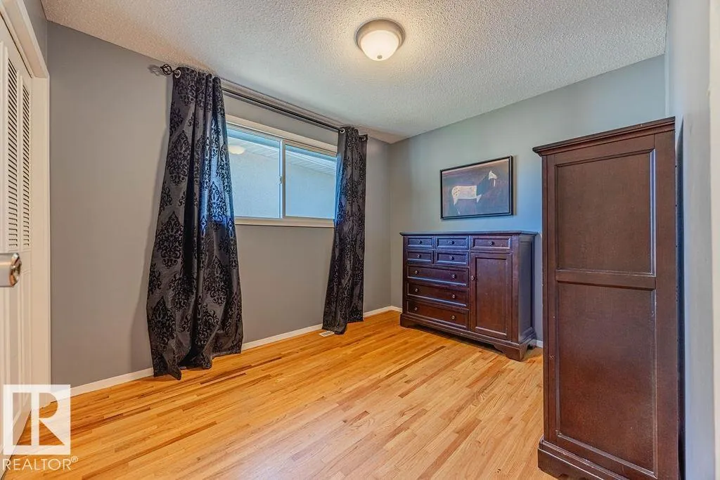 1031 STRATHCONA DR