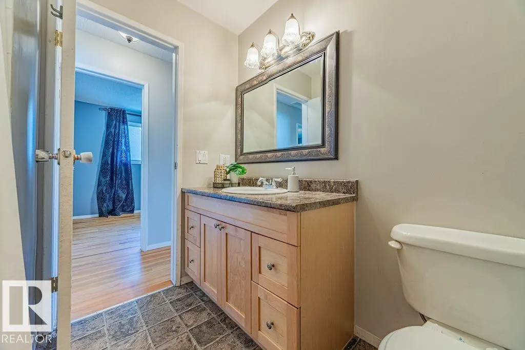 1031 STRATHCONA DR