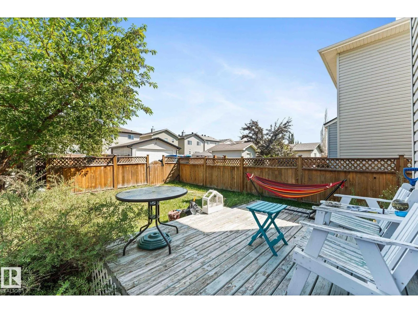 76 VENTURA ST