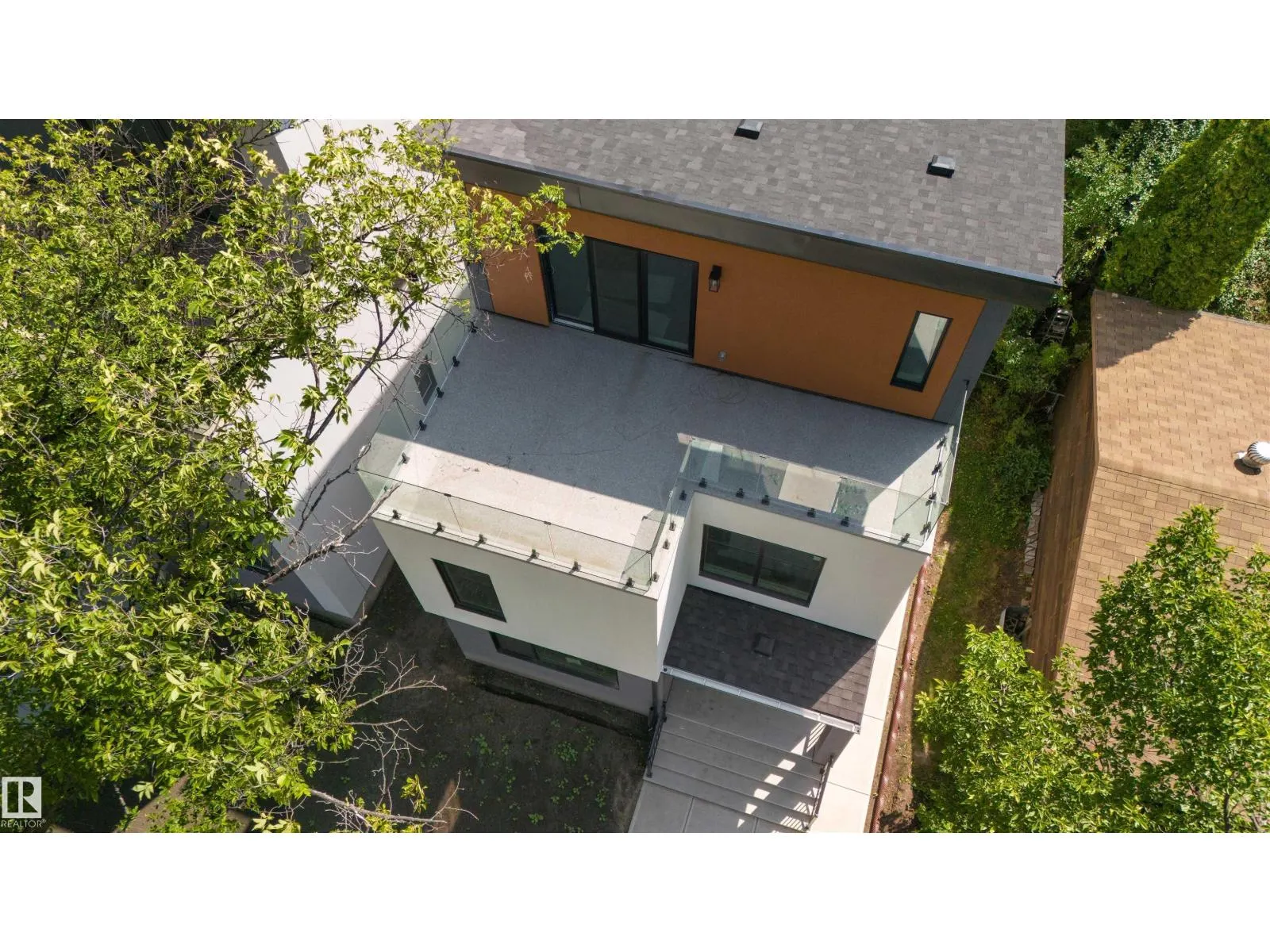 10725 65 ST NW