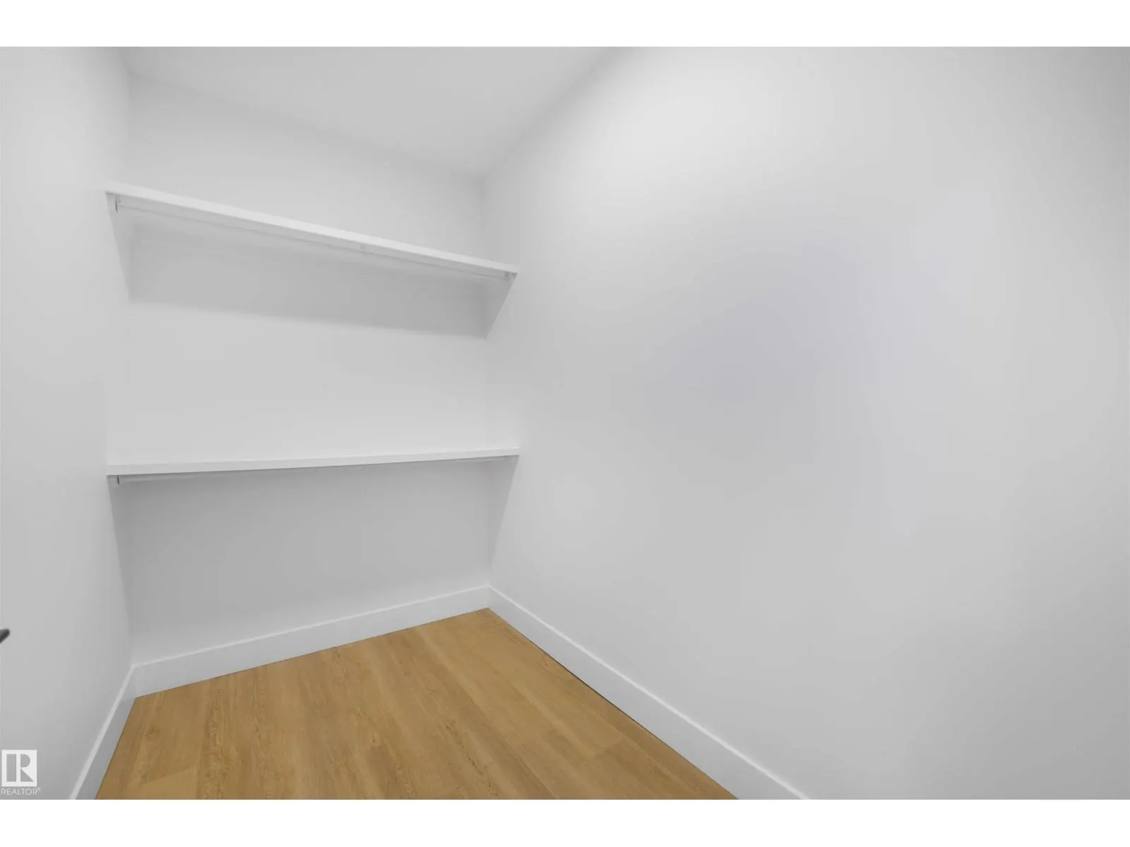 10725 65 ST NW