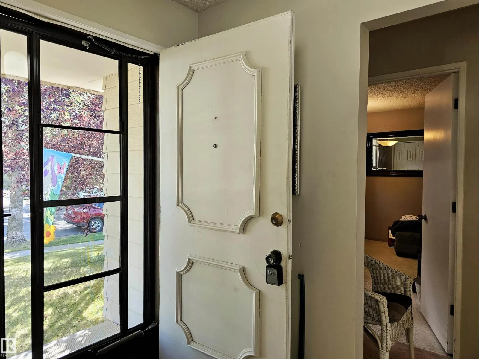 32 GATEWOOD AV