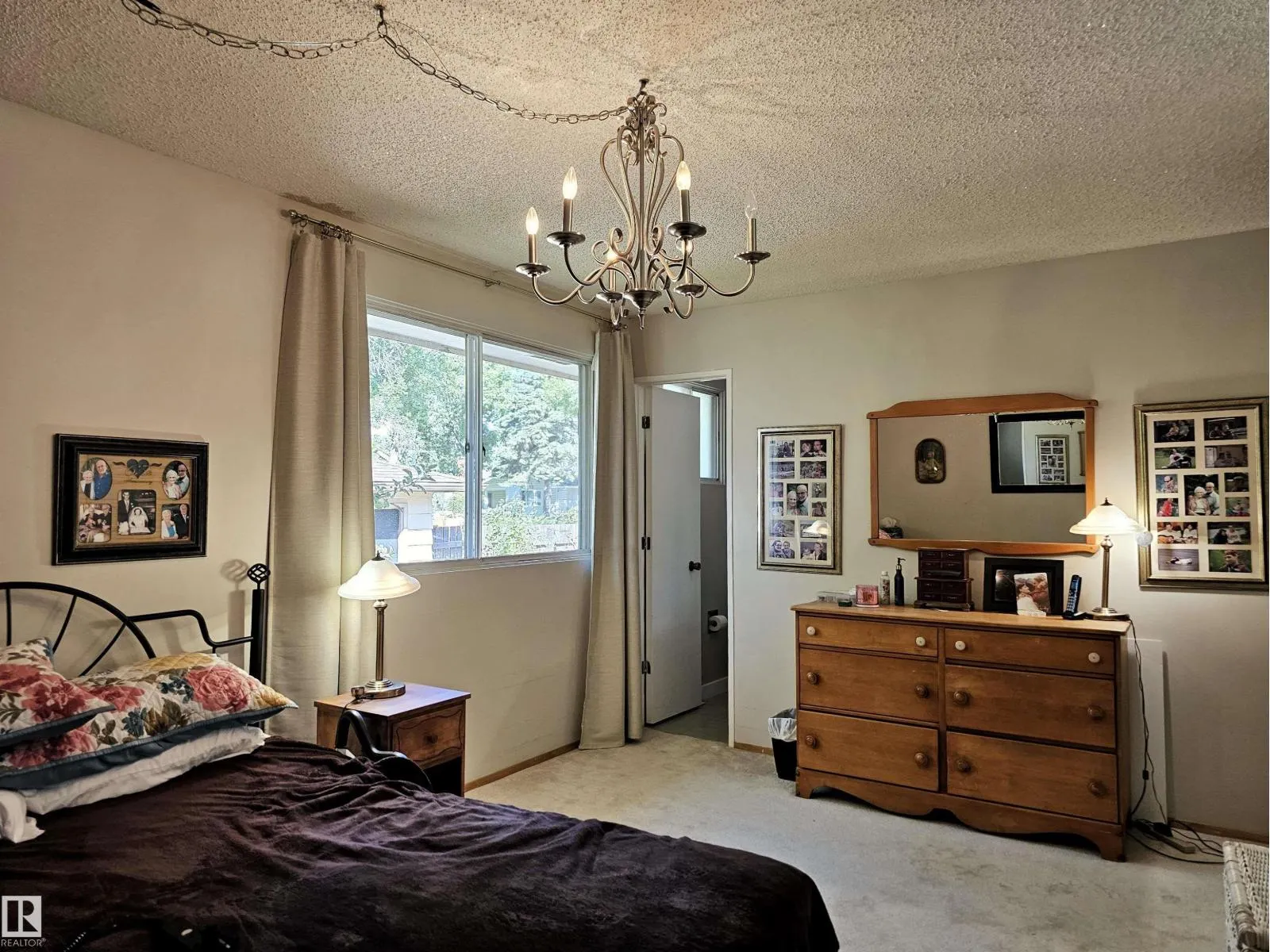 32 GATEWOOD AV
