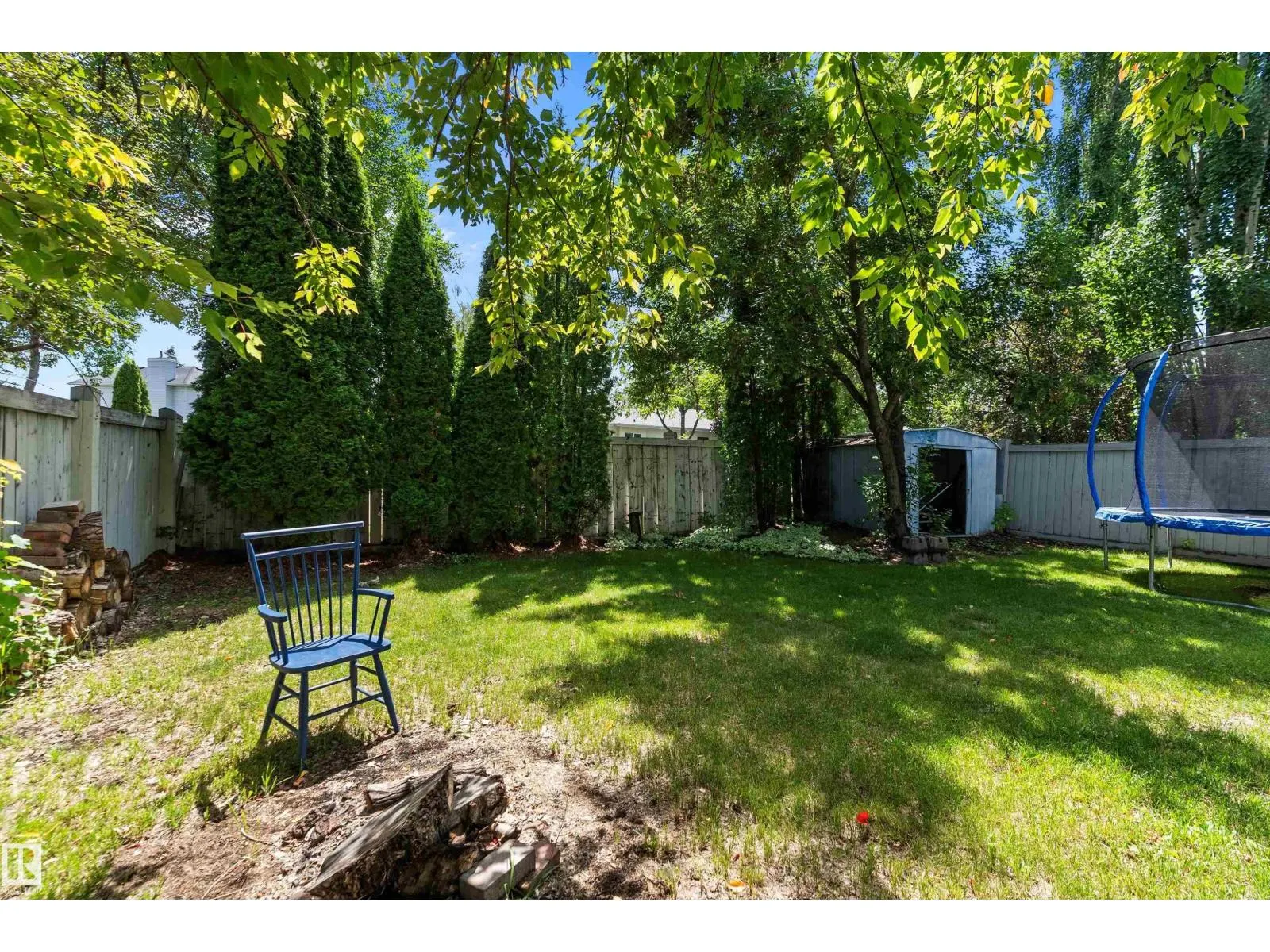 18 ORANGEWOOD PL