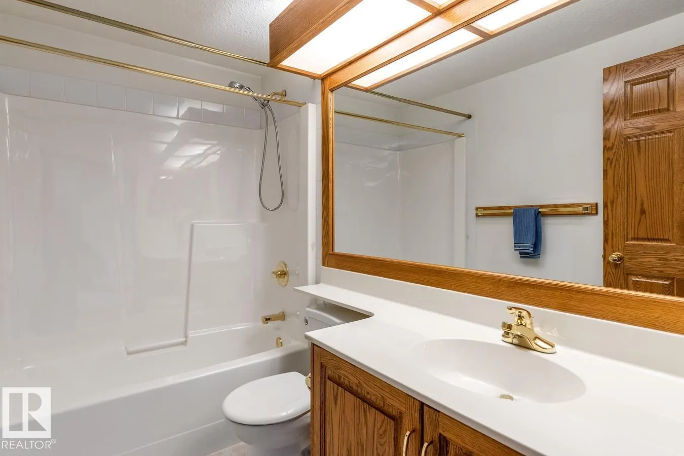 21 RIDGEBAY PL
