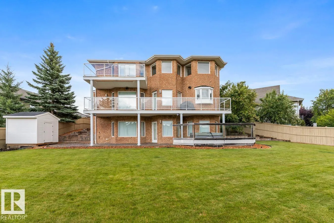 21 RIDGEBAY PL