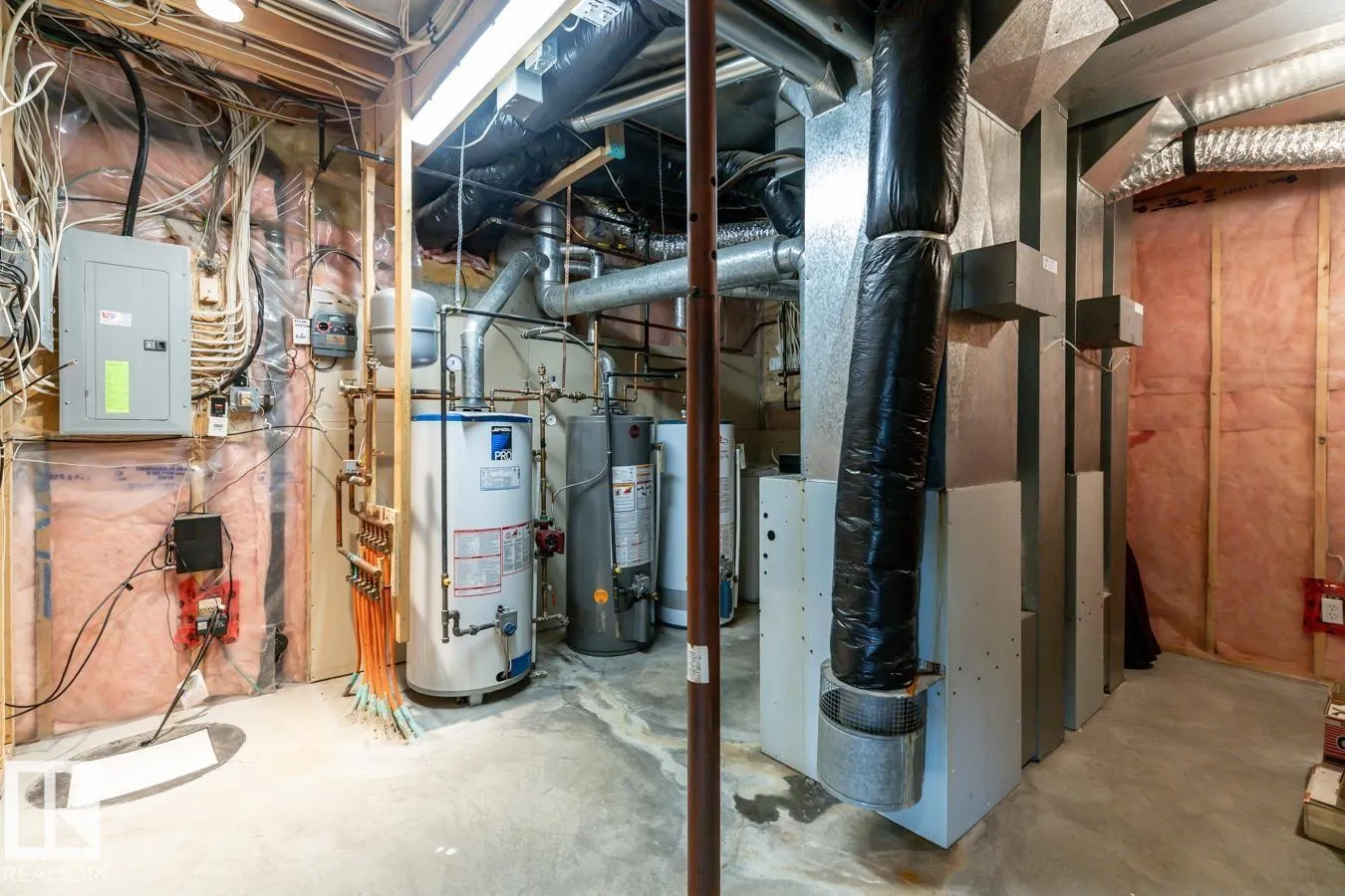 21 RIDGEBAY PL