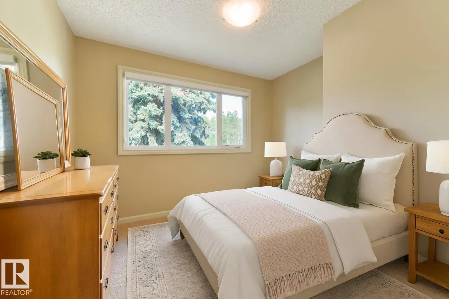 14007 53 AV NW