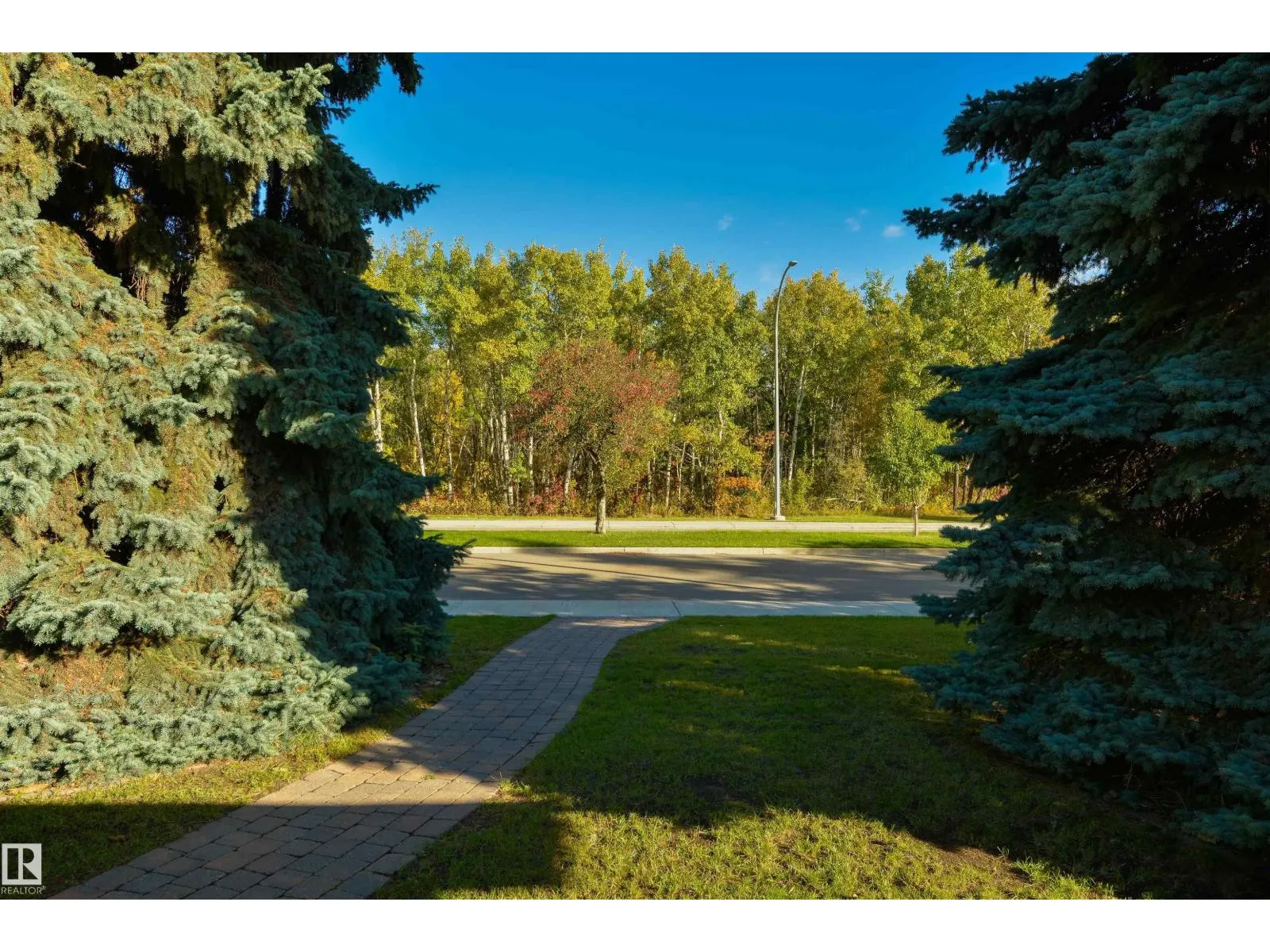 14007 53 AV NW