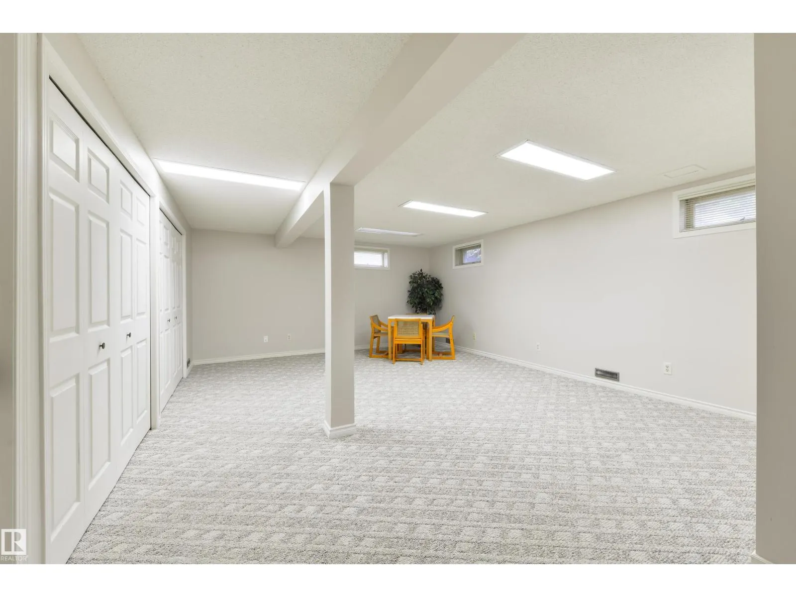 14007 53 AV NW