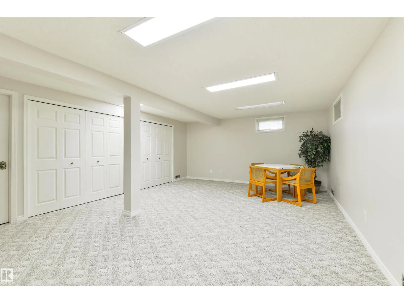14007 53 AV NW