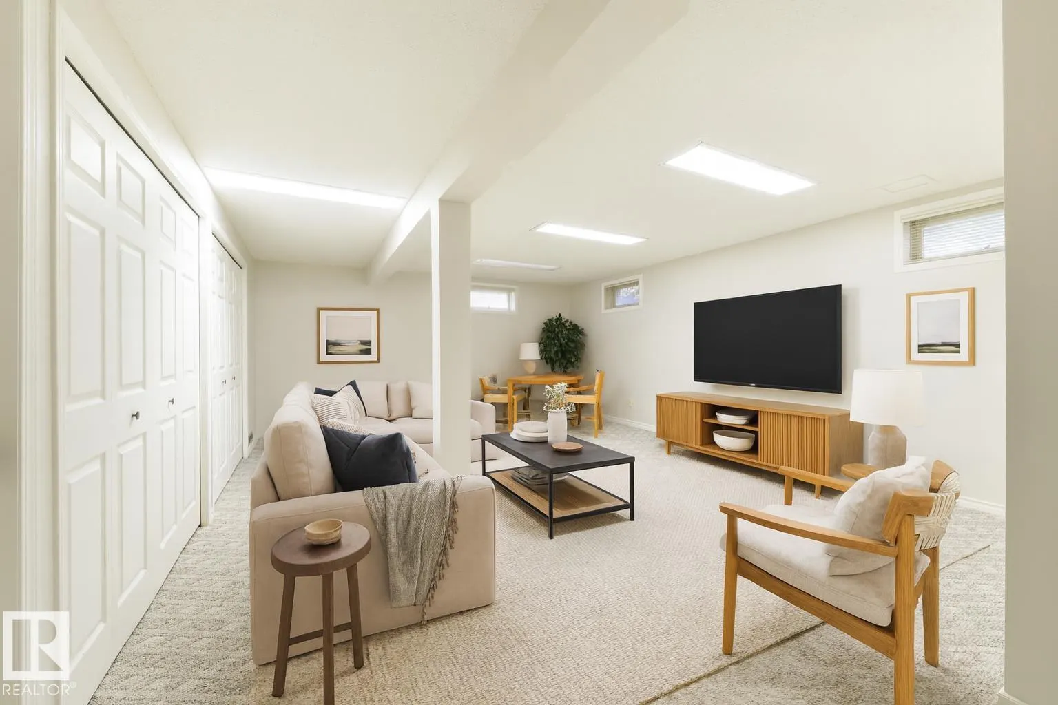 14007 53 AV NW