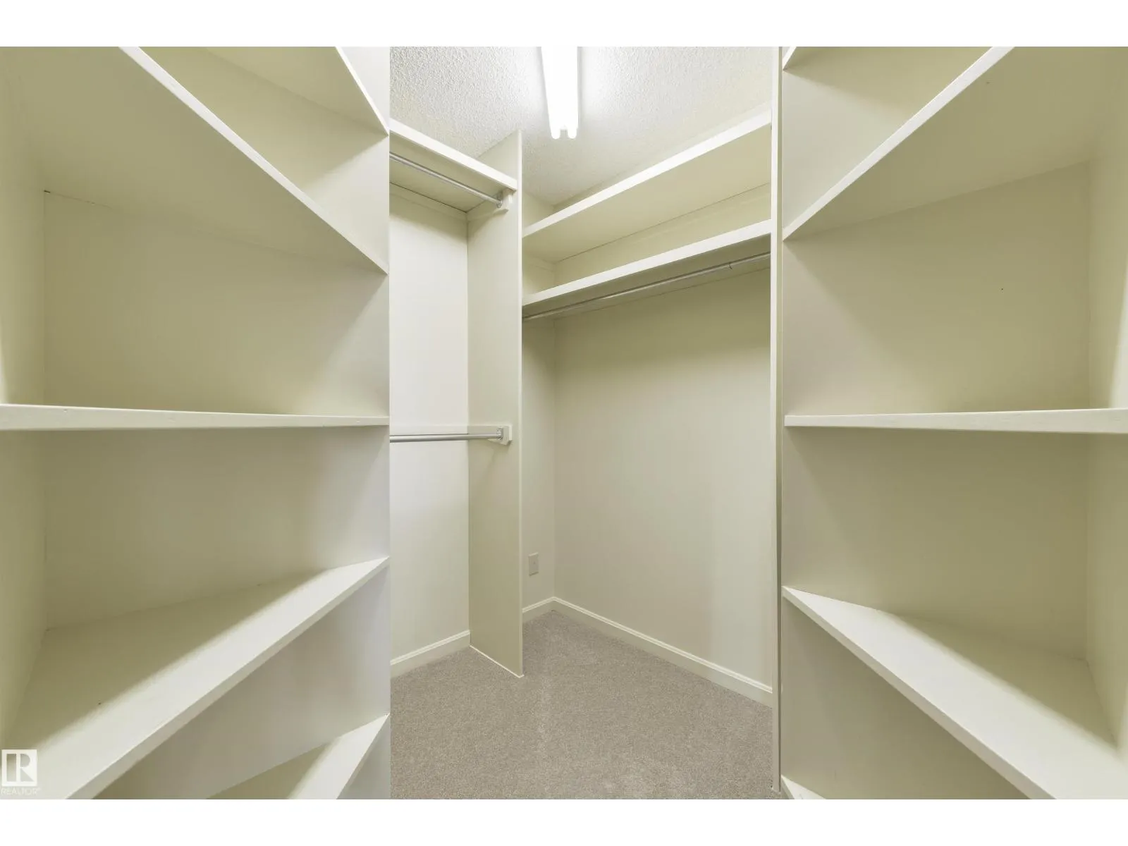 14007 53 AV NW