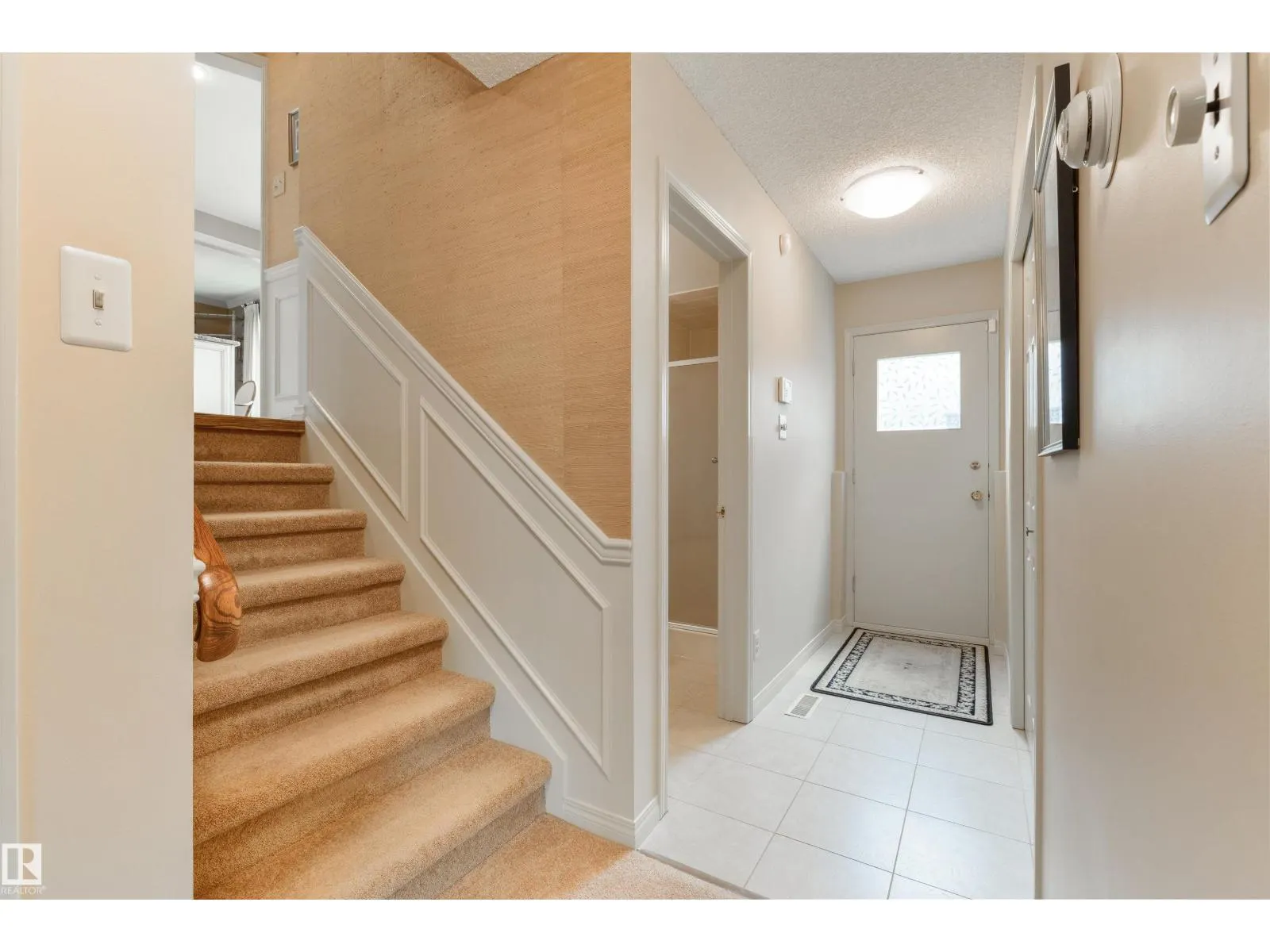 14007 53 AV NW
