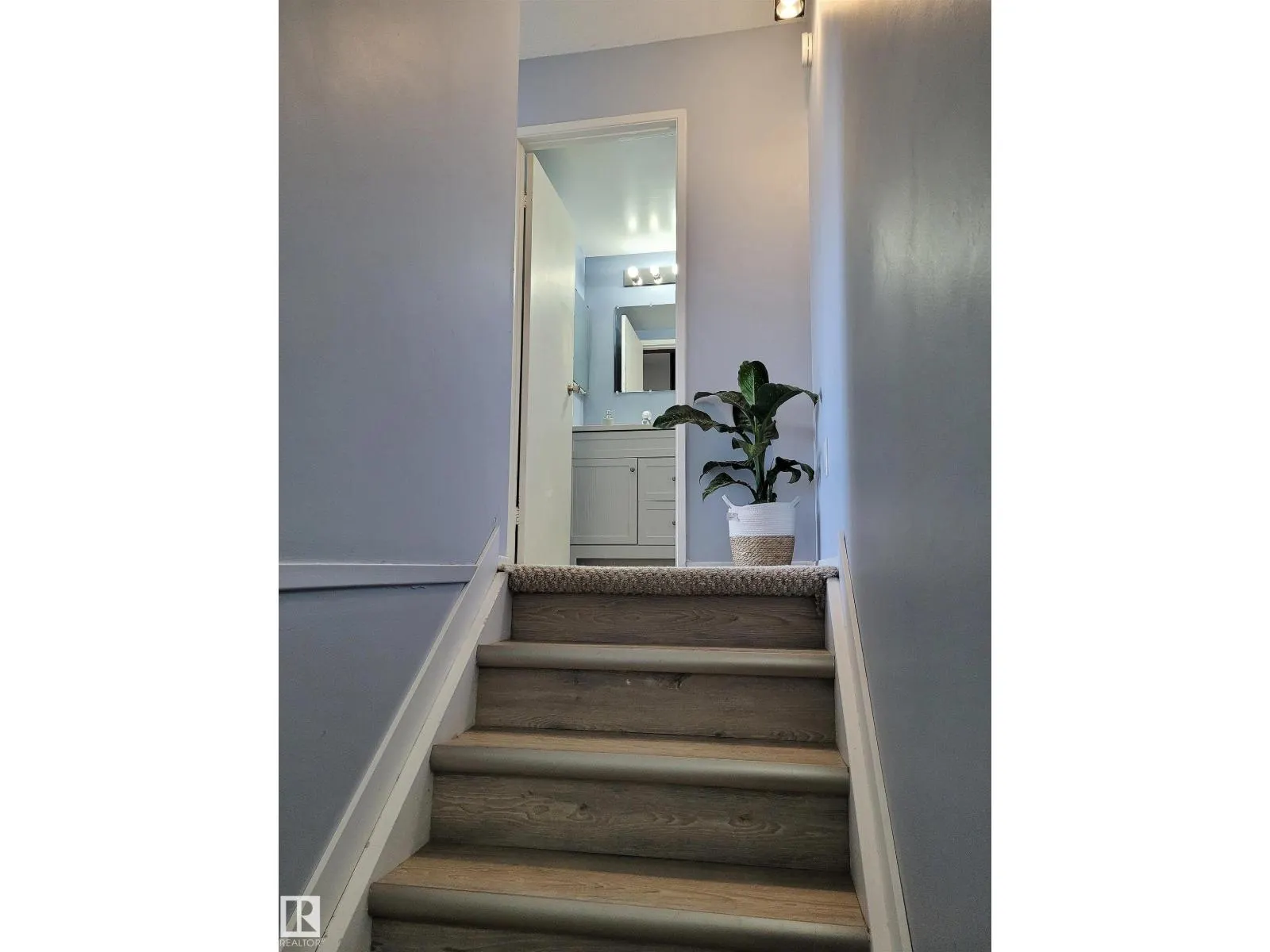 #30 13580 38 ST NW