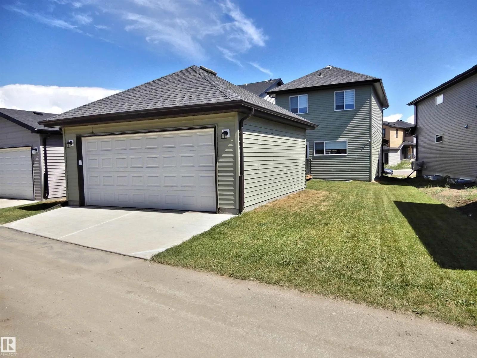 49 TILIA PL