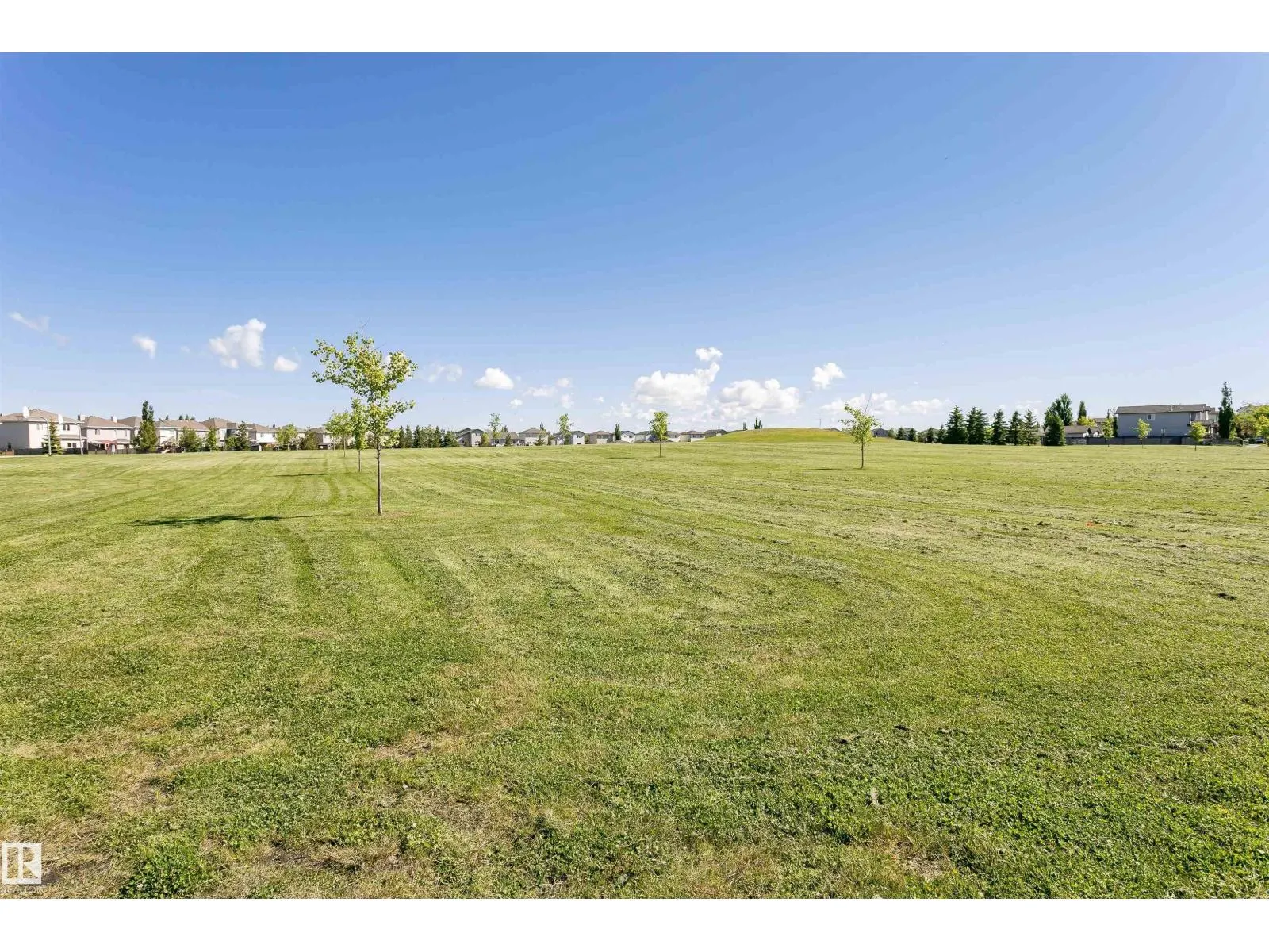 16 Willow Park Estates