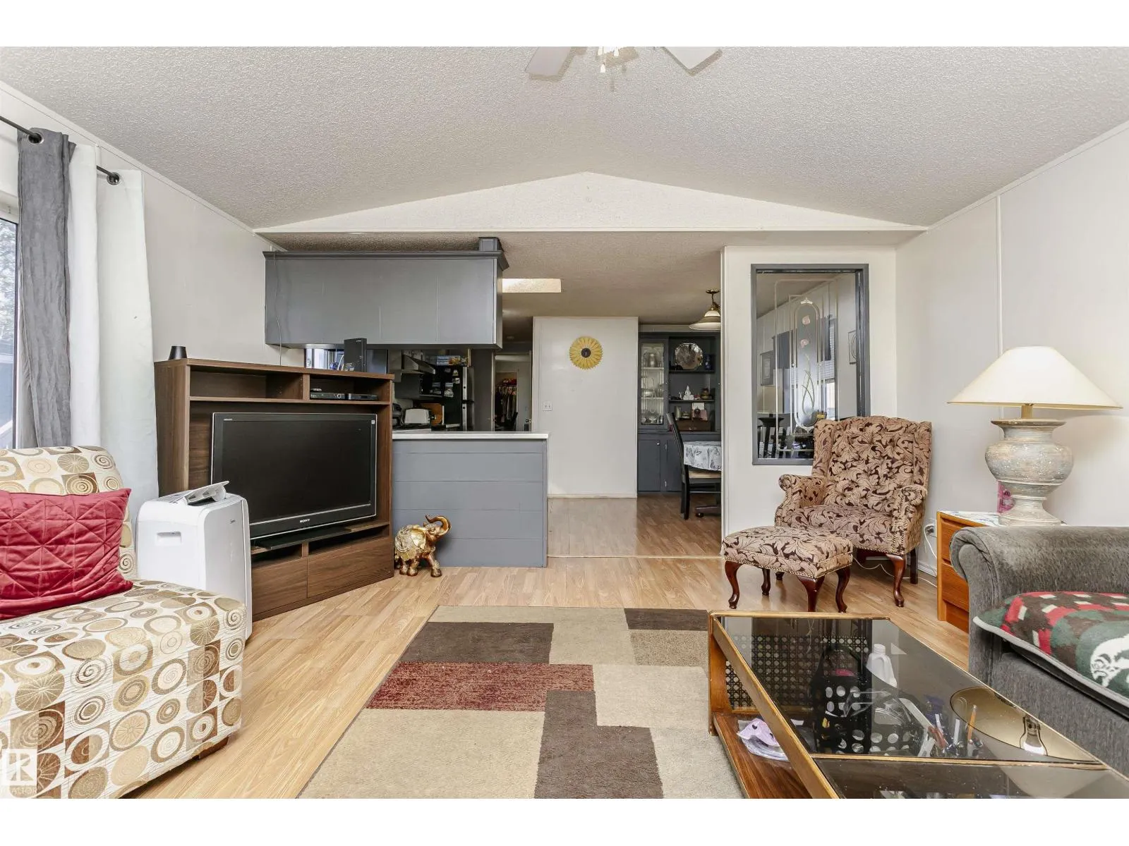 16 Willow Park Estates
