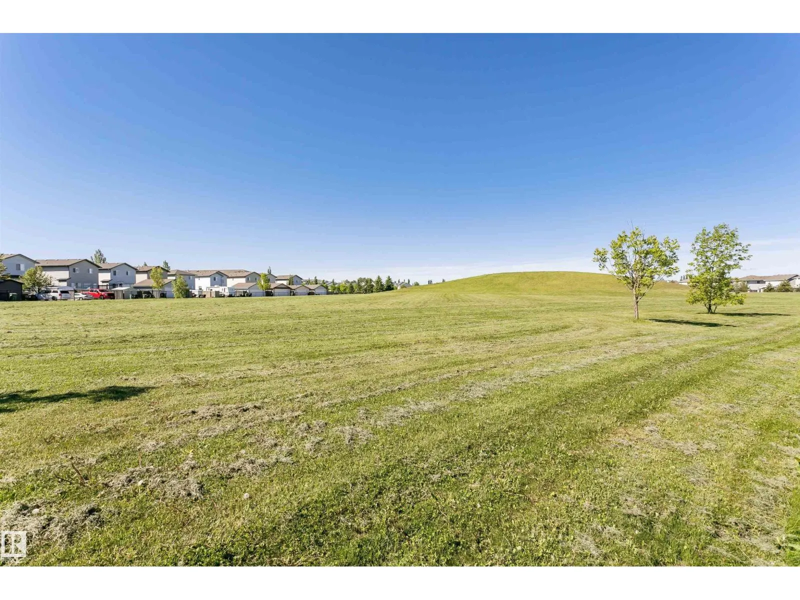 16 Willow Park Estates