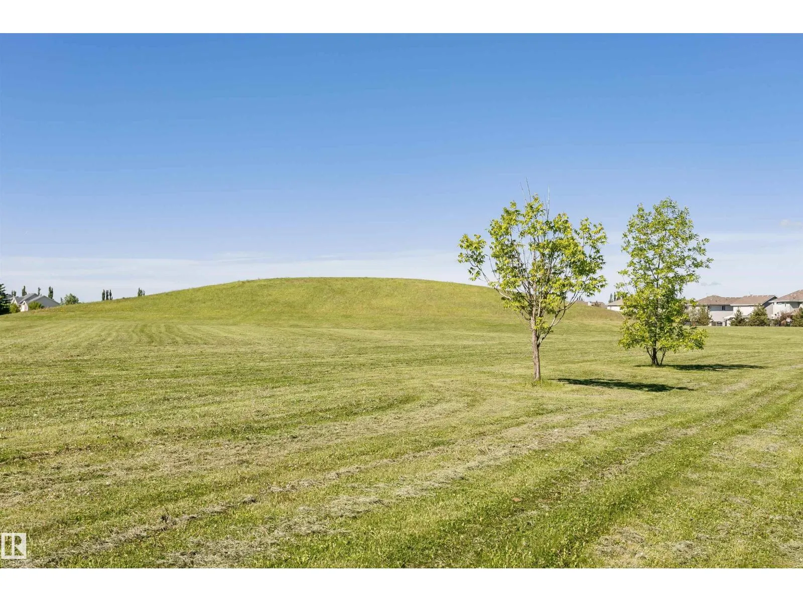16 Willow Park Estates