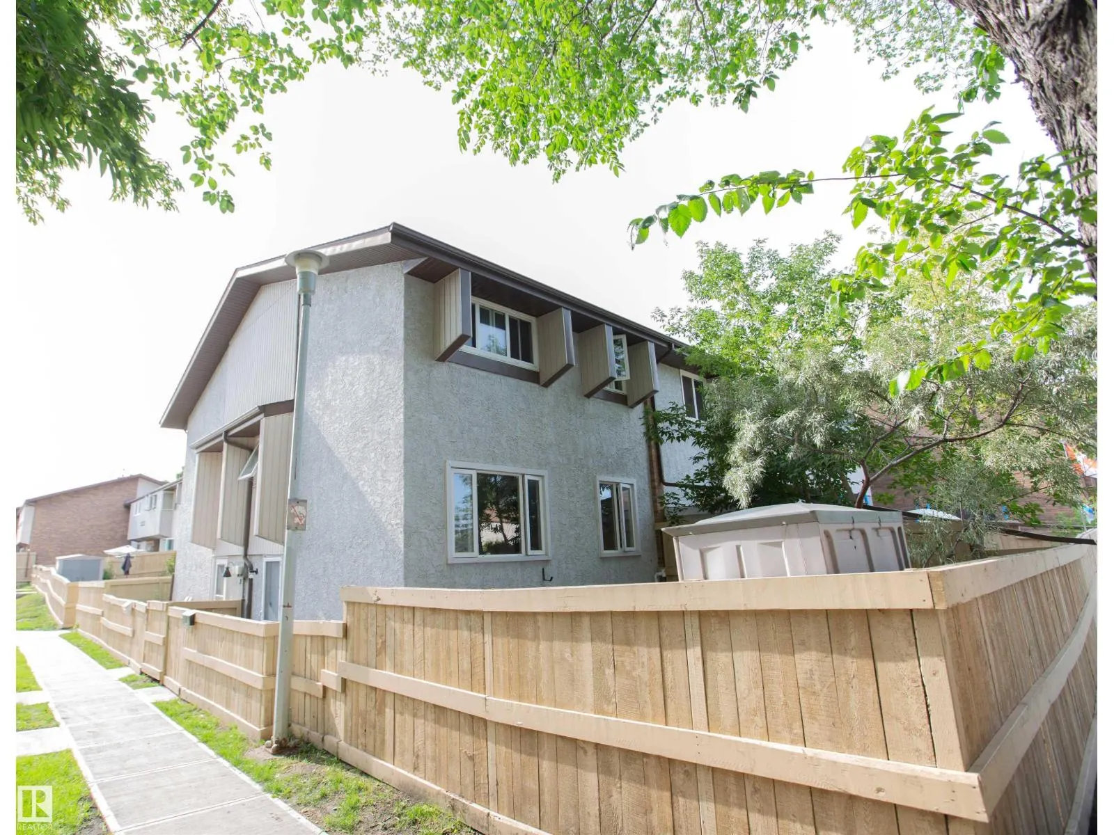 #1 14120 80 ST NW