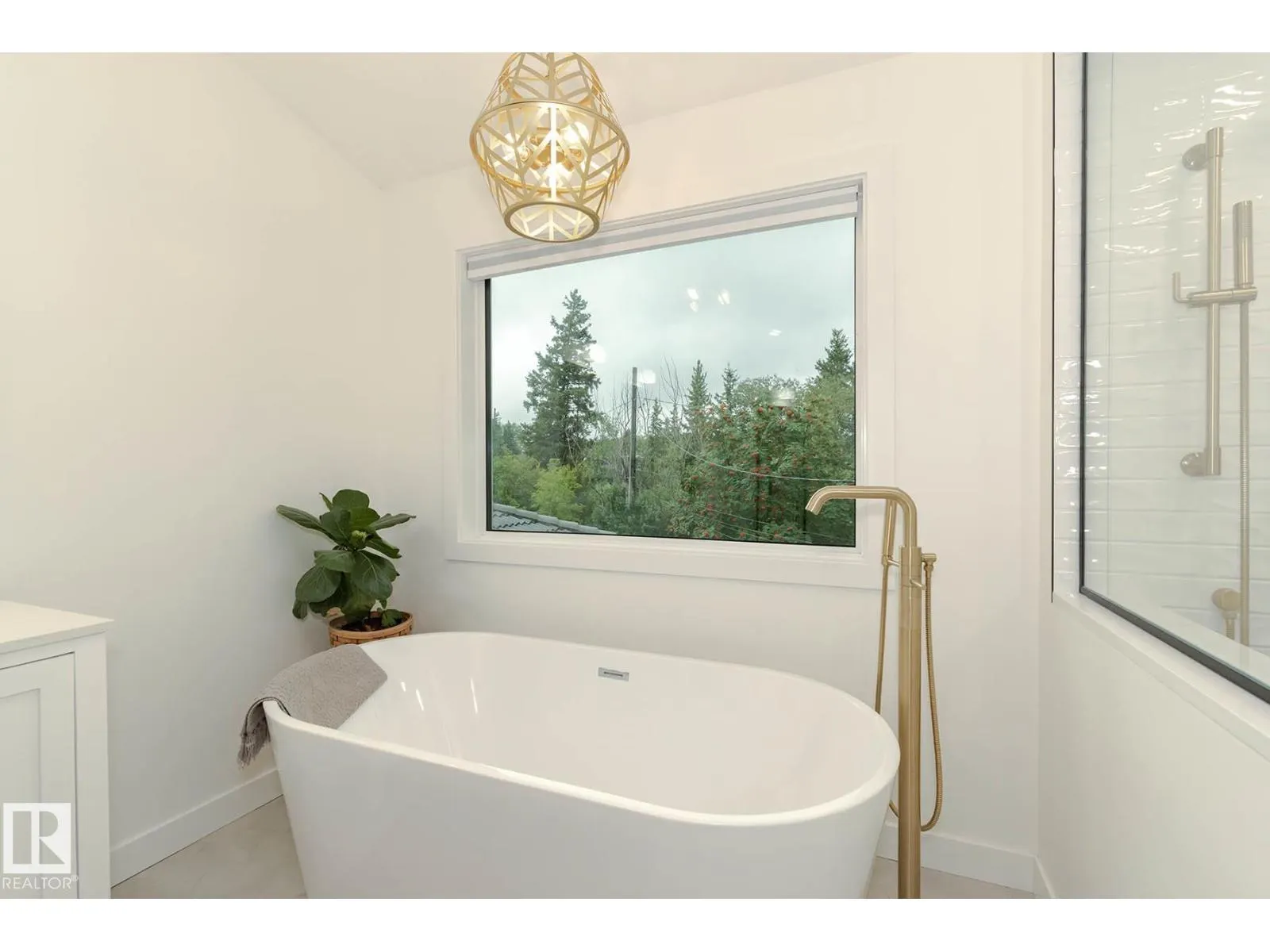 10507 131 ST NW