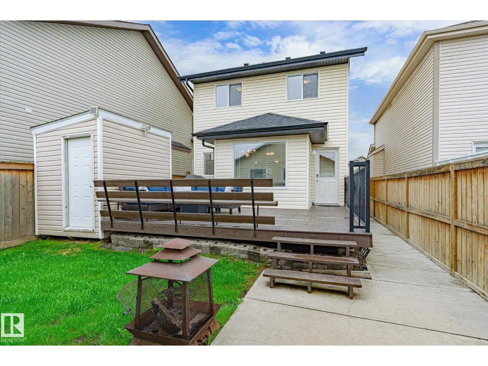 14867 141 ST NW