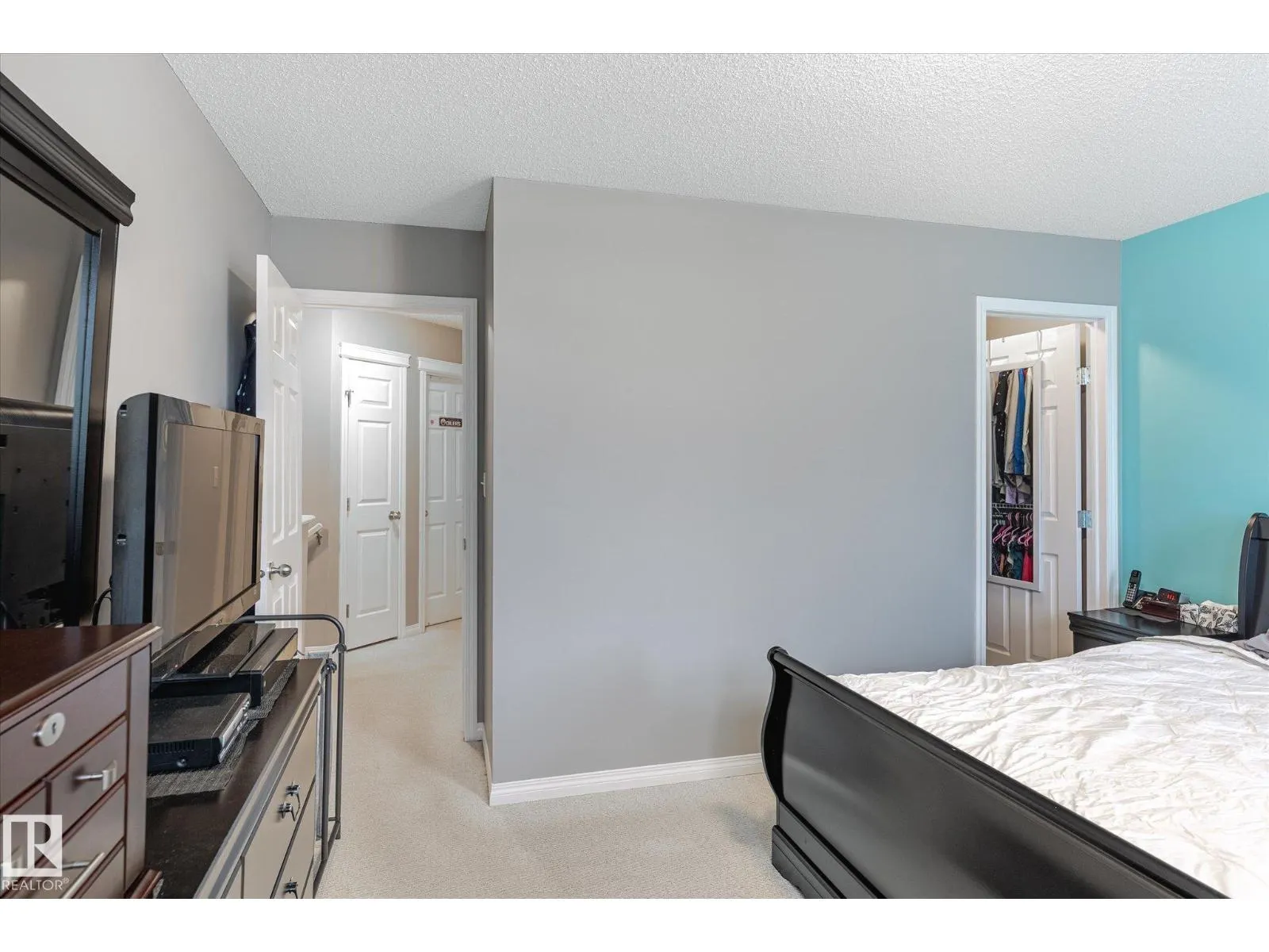 14867 141 ST NW