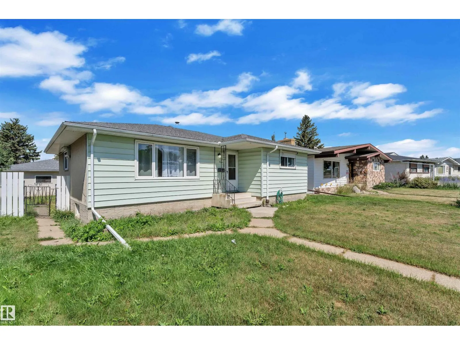 9320 150 AV NW NW