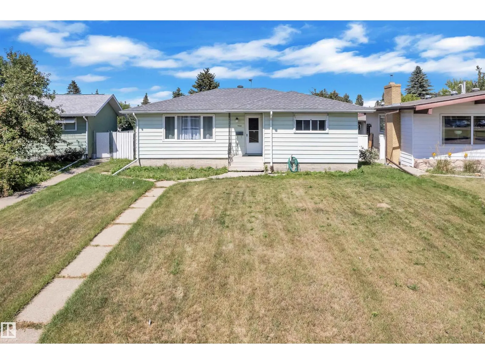 9320 150 AV NW NW