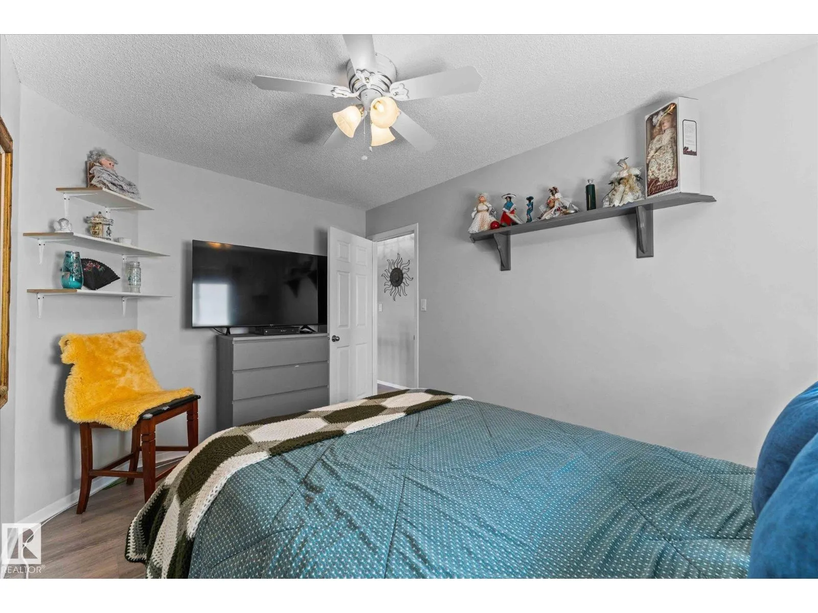 13 Deer Park RD