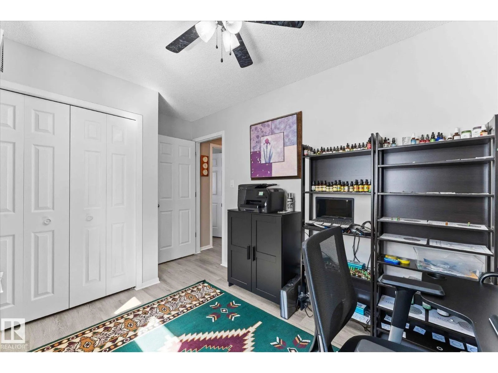 13 Deer Park RD