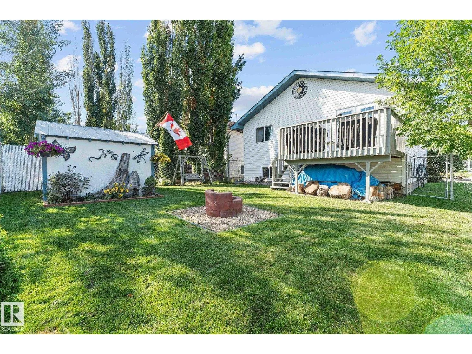 13 Deer Park RD