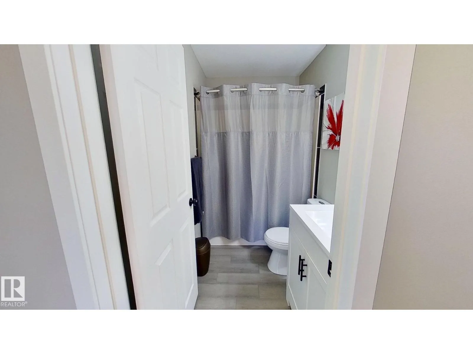 506 Athabasca AV