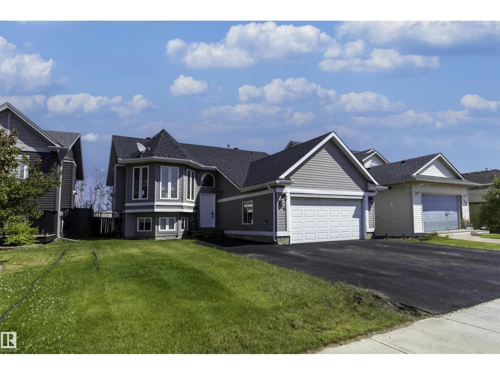 506 Athabasca AV