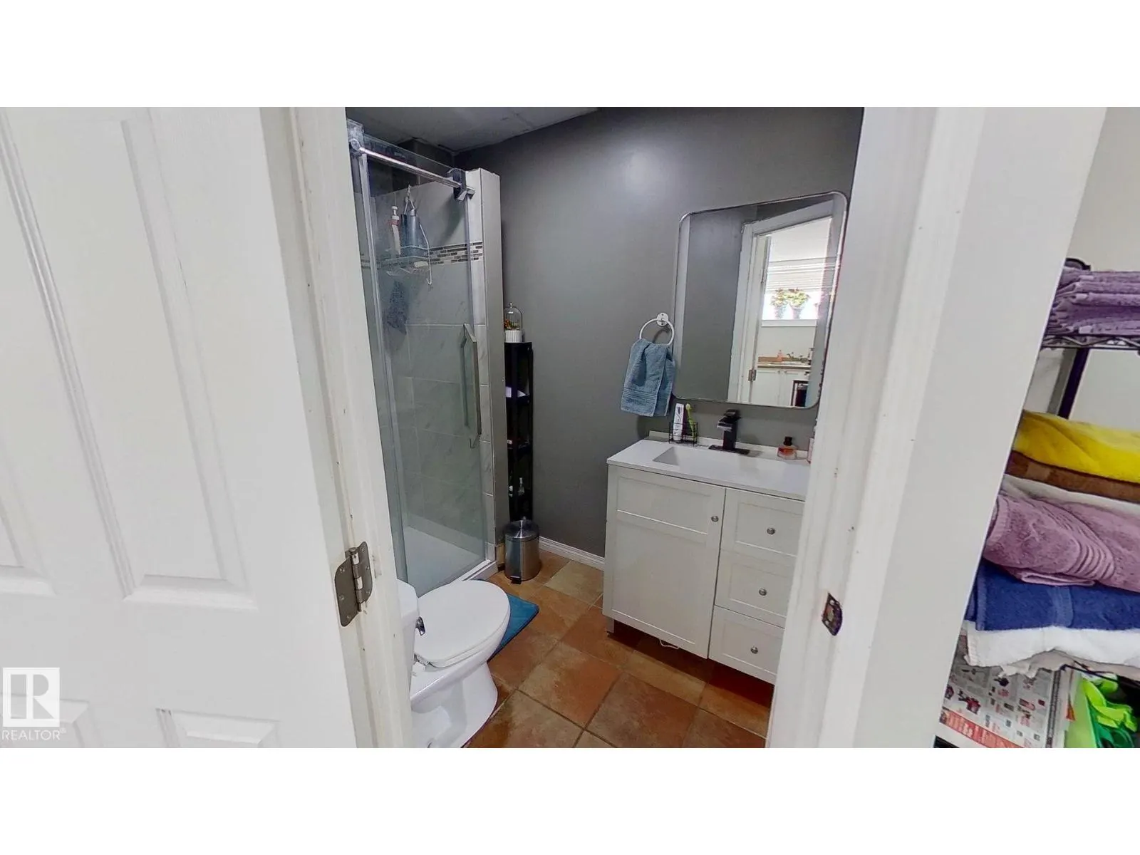 506 Athabasca AV