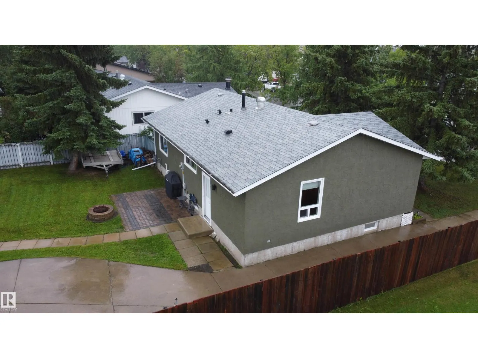 3614 CALEDONIA DR