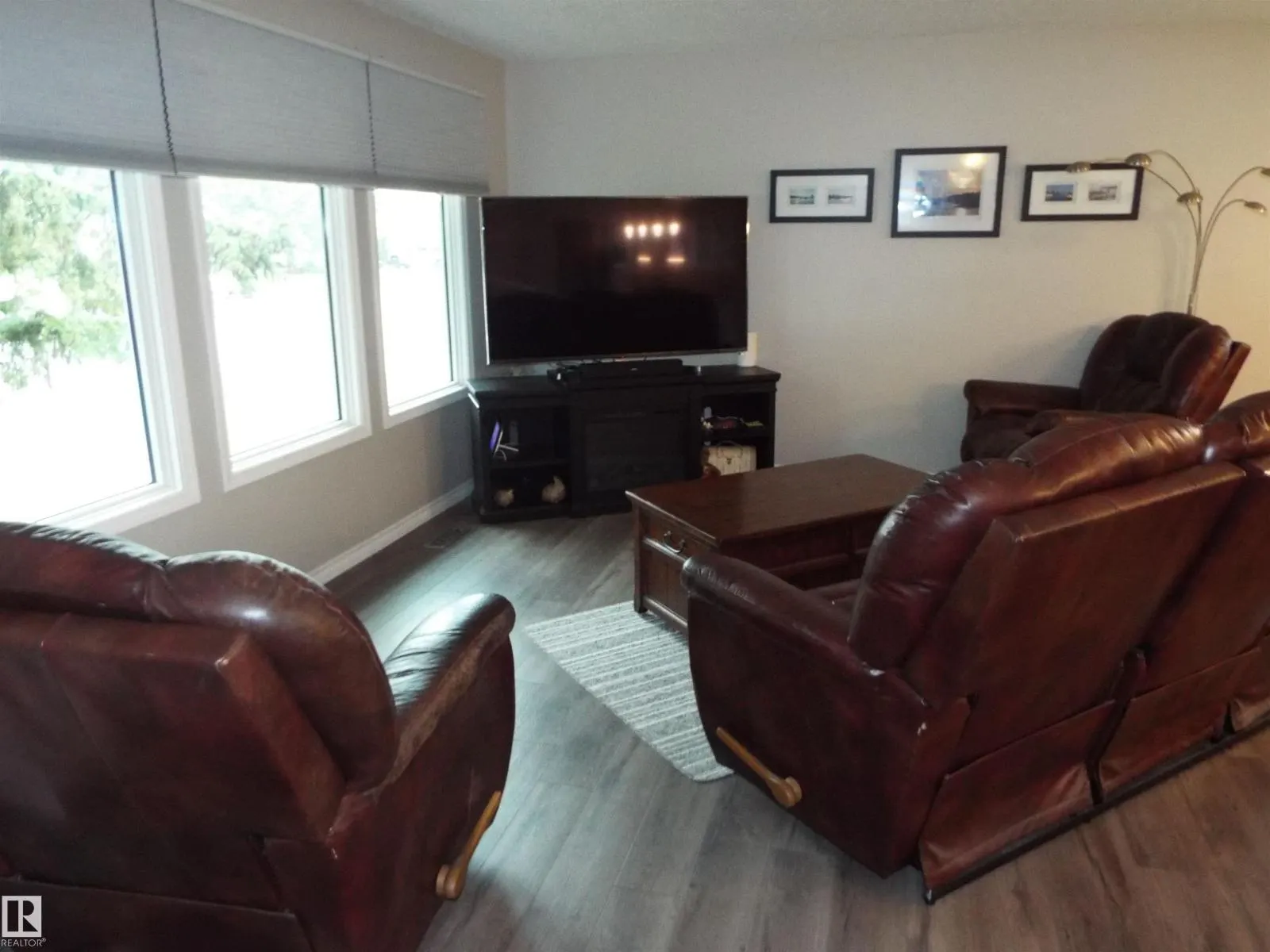 3614 CALEDONIA DR