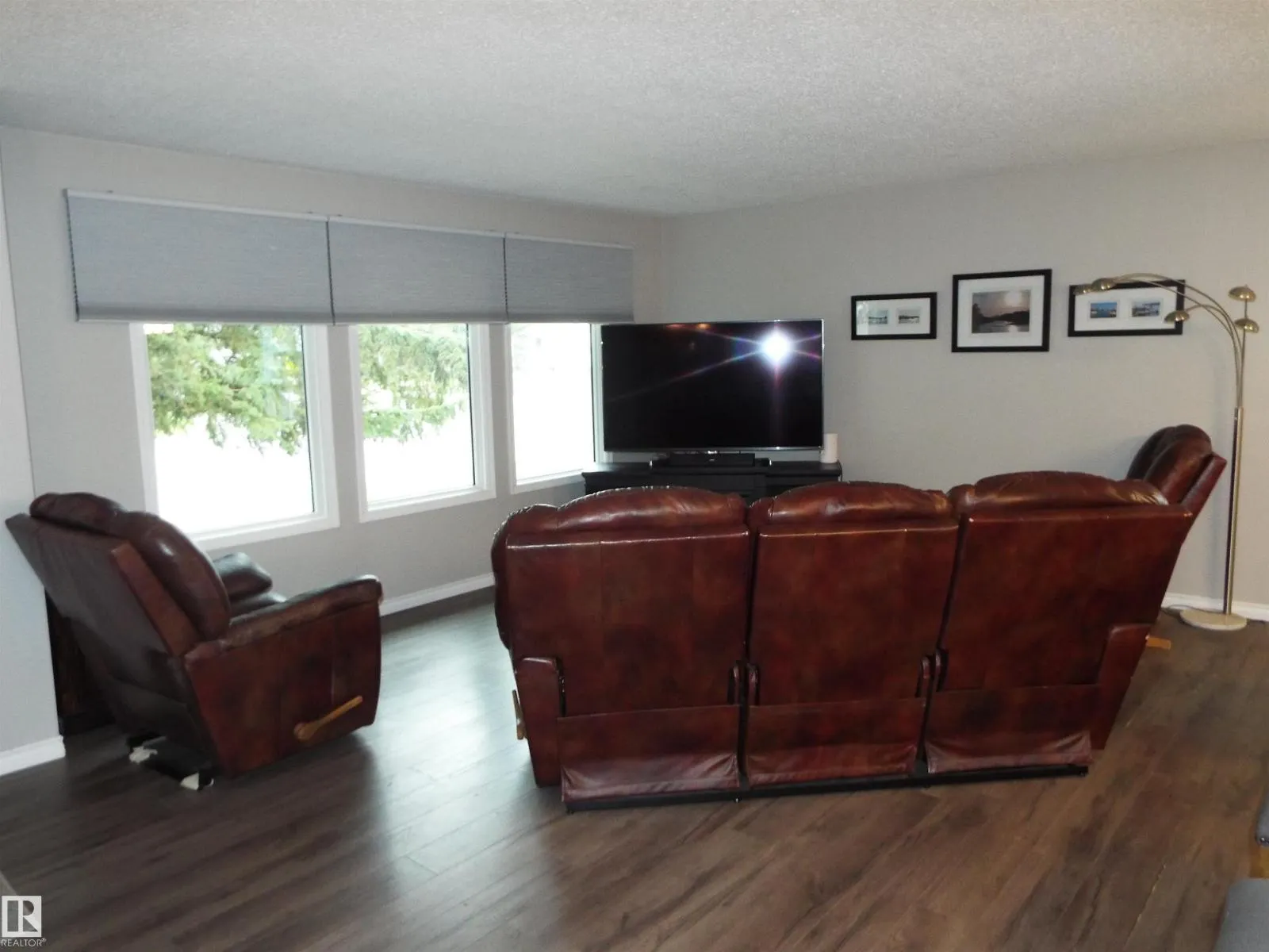3614 CALEDONIA DR