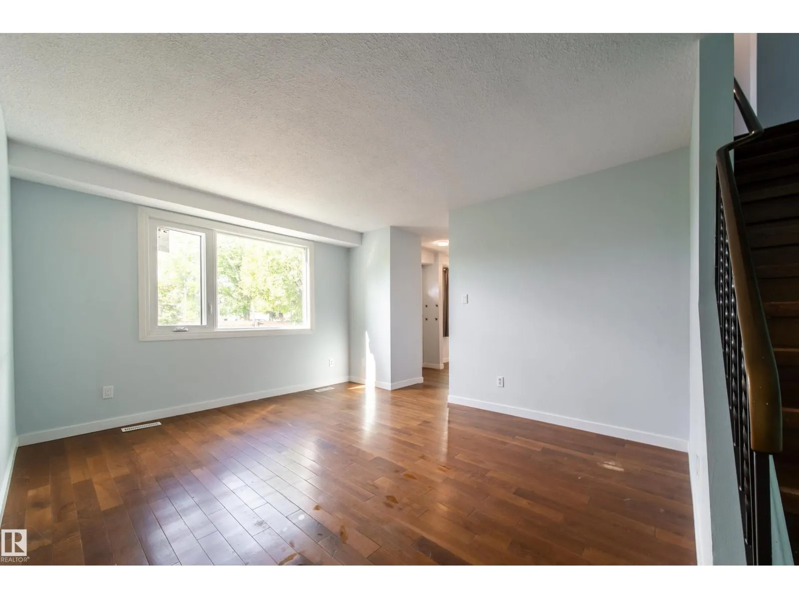 14471 55 ST NW