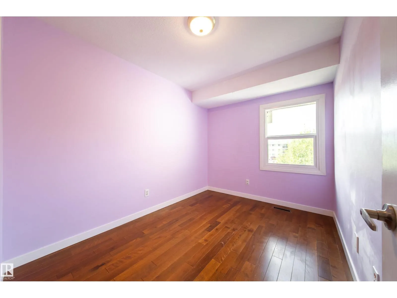 14471 55 ST NW