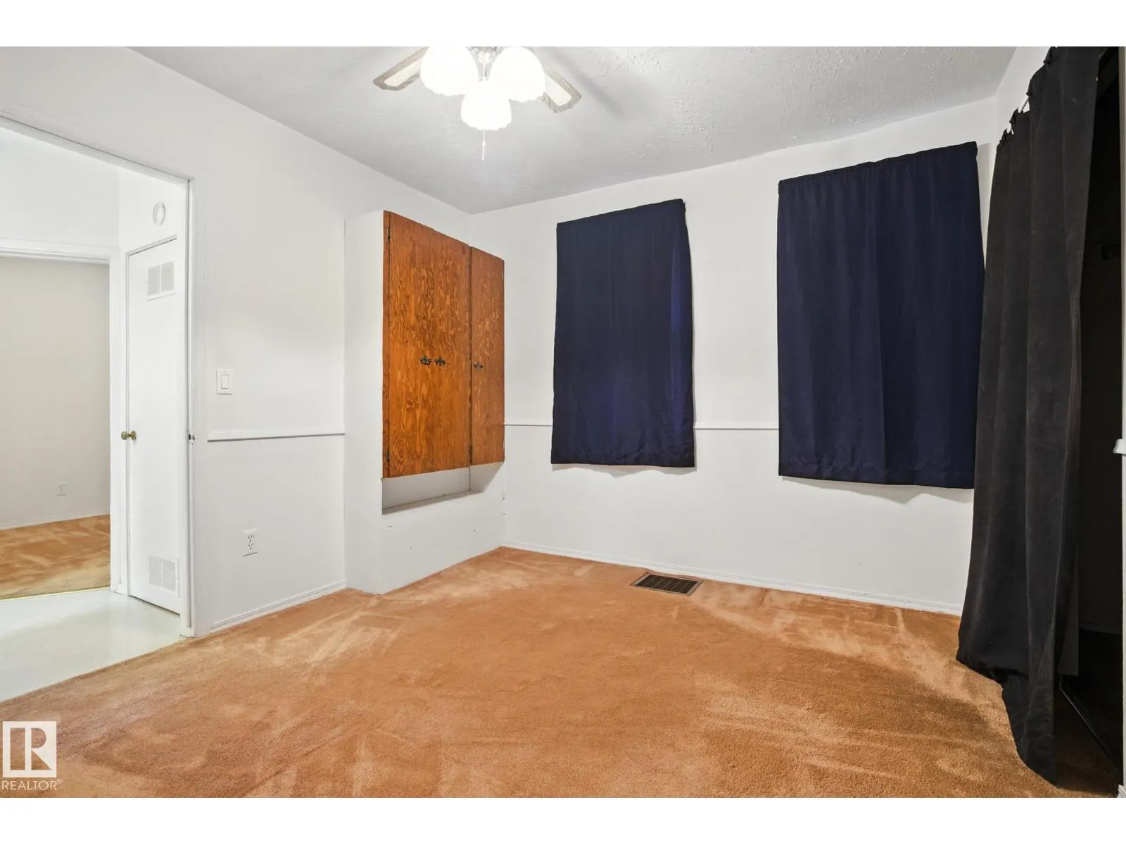11834 69 ST NW