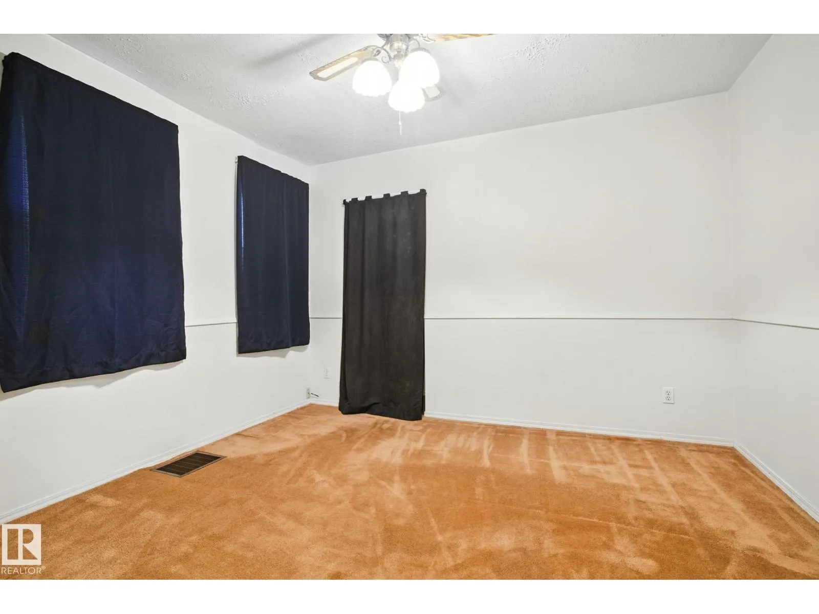 11834 69 ST NW