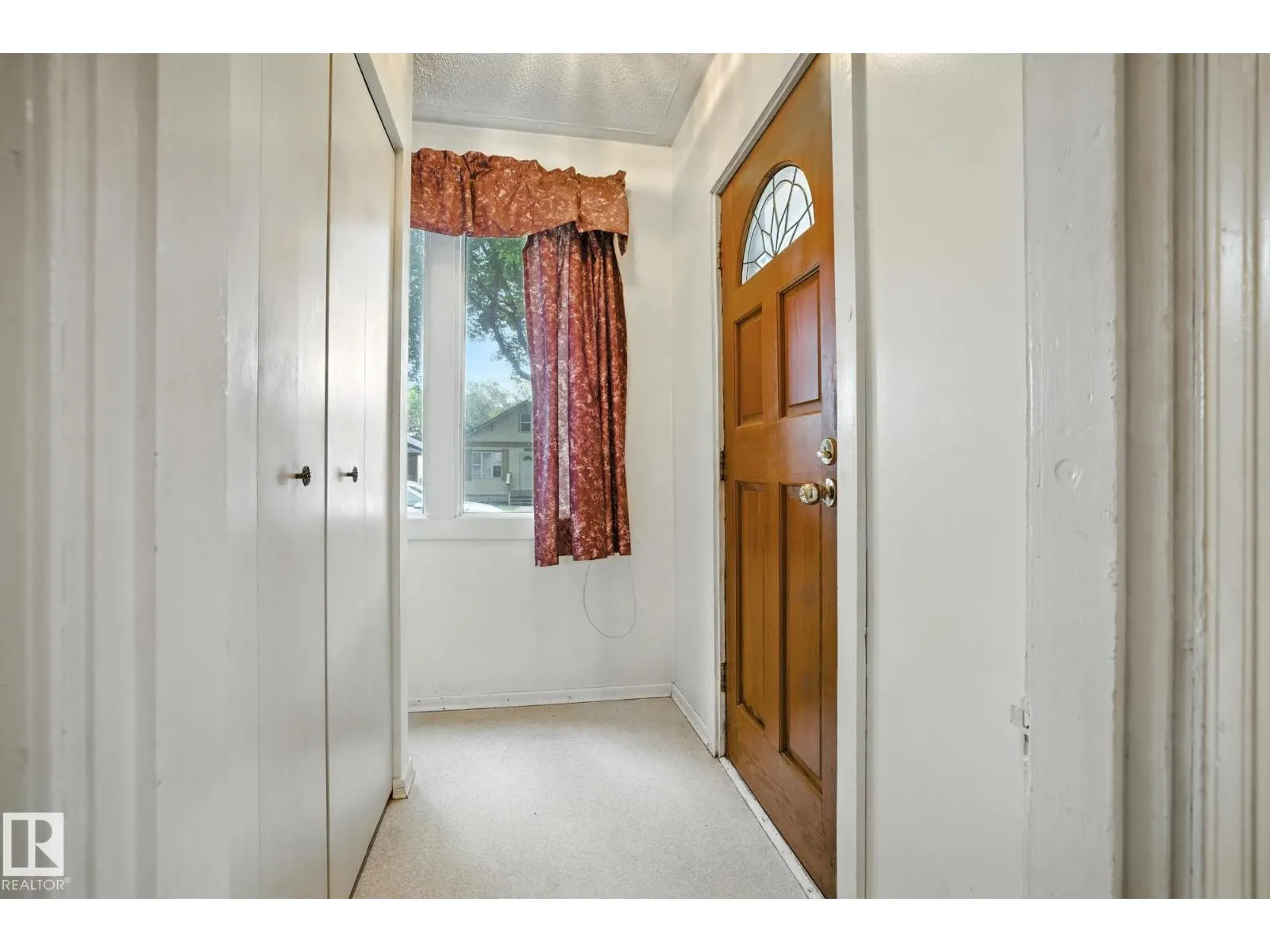 11834 69 ST NW