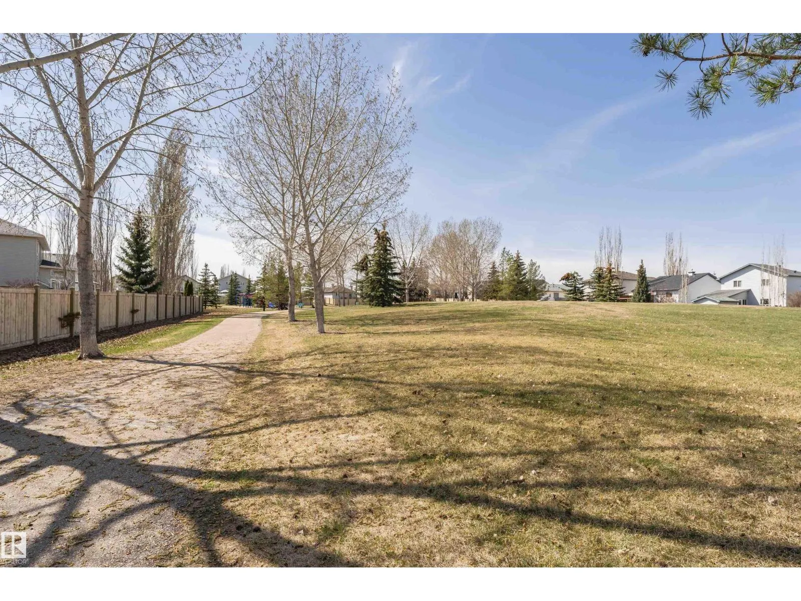 173 LAKEWOOD DR