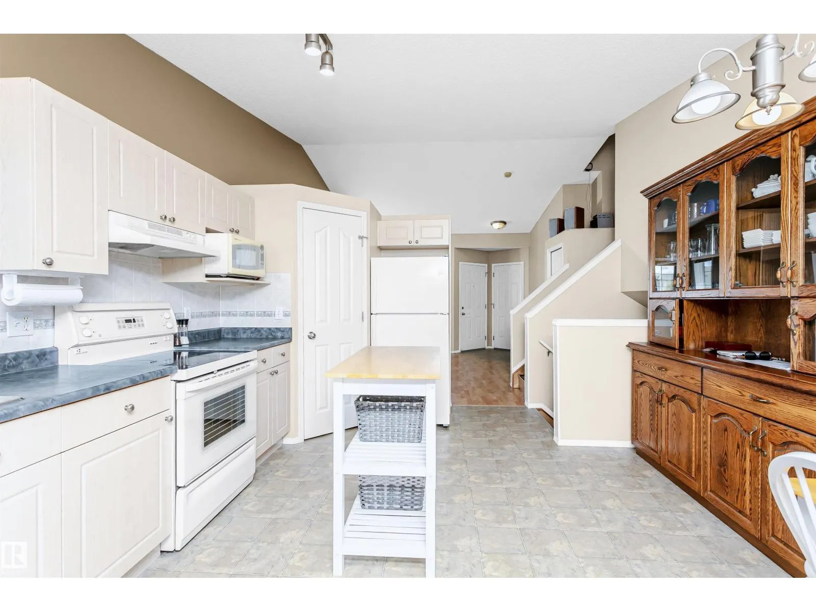 173 LAKEWOOD DR